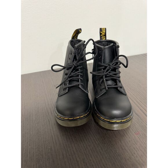 Dr. Martens Kids Combat Black High Top Boots Size UK 9 US 10 Boys Girls Shoes - Picture 2 of 7
